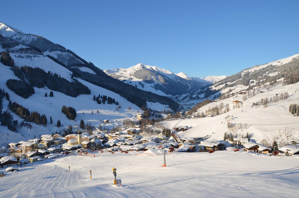 Alpenappartements Domicil Include Jokercard Saalbach-Hinterglemm Exterior photo